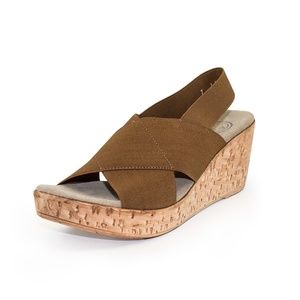 Charleston Shoe Co MED Tobacco Cork Wedge NWT